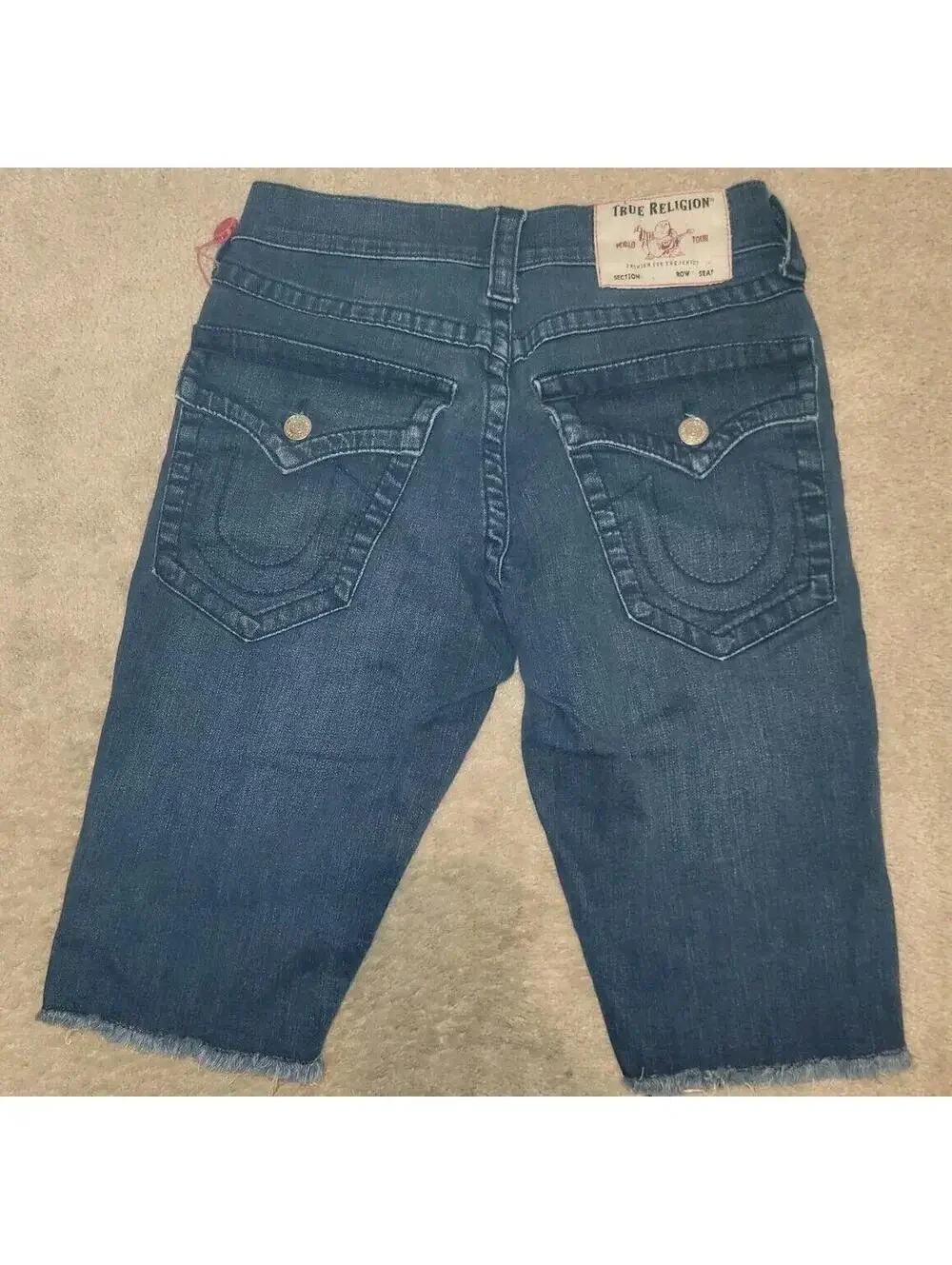 True Religion Ricky Relaxed Straight Fit Back Flap Pocket Jeans Shorts Size 30